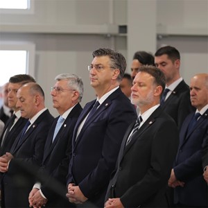 Pismo sućuti predsjednika Vlade RH u povodu smrti mons. Valentina Pozaića